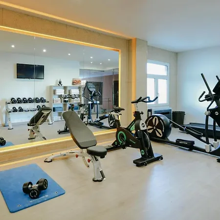 Hotel Hesperia 4*
