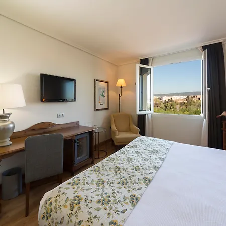 Hesperia 4*